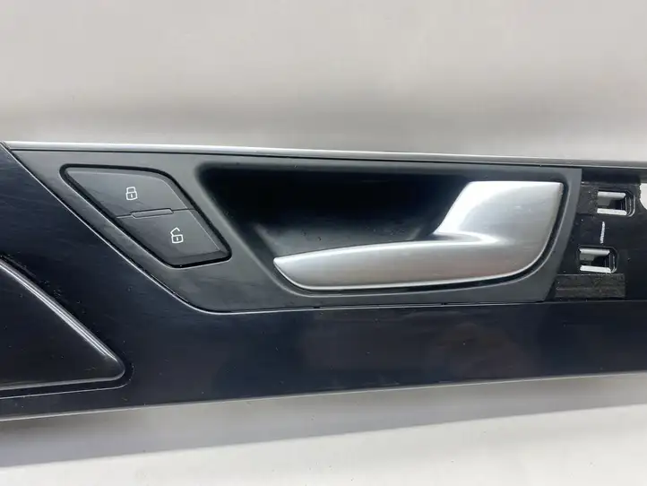 Audi A8 S8 D4 4H (2010 - 2014) 4H4867470 Прочая отделка задней двери — фото 6