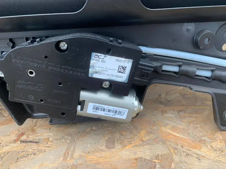 Nissan Qashqai (2017 - 2020) 916864EA6B Комплект люка крыши — фото 3