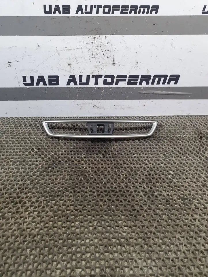 Nissan Qashqai (2013 - 2017) 30490055 Отделка внутренней панели салона — фото 1