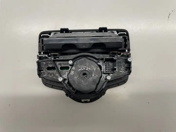 Mercedes-Benz C W205 (2014 - 2021) a2059051810 Включатель фонарей — фото 2