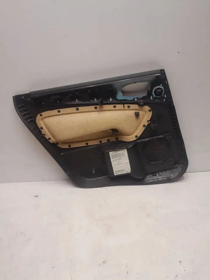 Ford Mondeo MK IV (2007 - 2014) 7s71a27406e Обшивка задней двери — фото 2