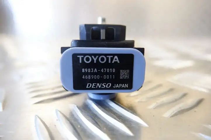 Toyota Prius (XW50) (2015 - ) 8983A47010 Датчик удара SRS — фото 6