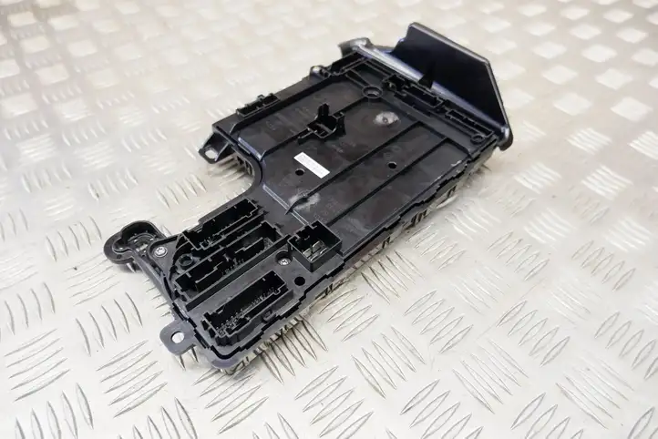 Tesla Model 3 (2017 - 2023) 156745500C Модуль комфорта — фото 1