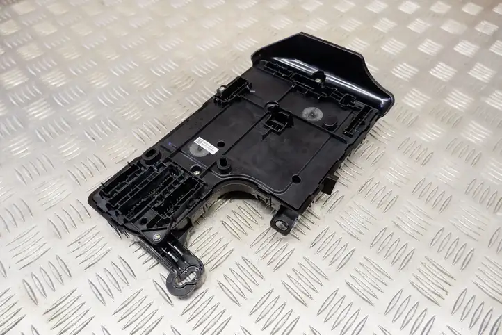 Tesla Model 3 (2017 - 2023) 156745400B Модуль комфорта — фото 1