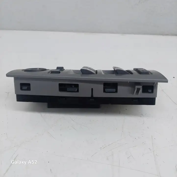 BMW 7 E65 E66 (2001 - 2008) 6943054 Кнопка стеклоподъемников — фото 3