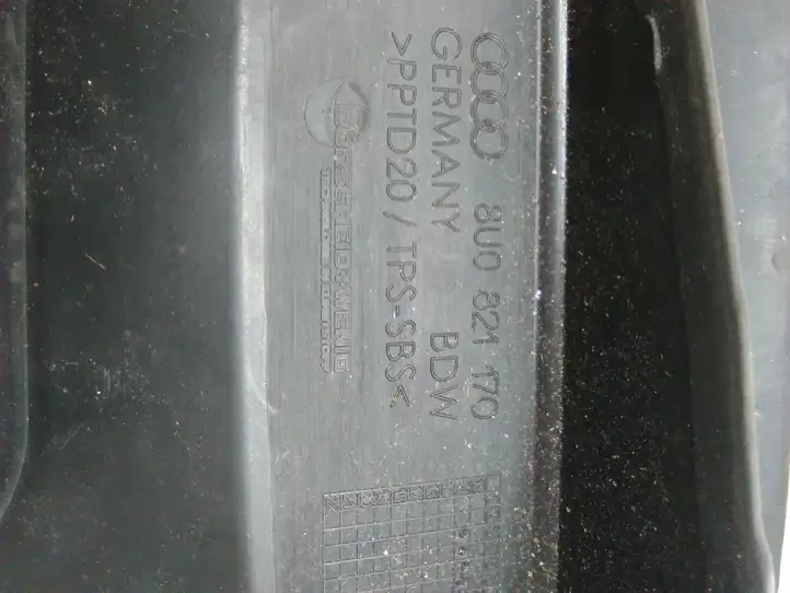 Audi Q3 8U (2011 - 2014) 8U0821170 Прочие внешние детали — фото 3