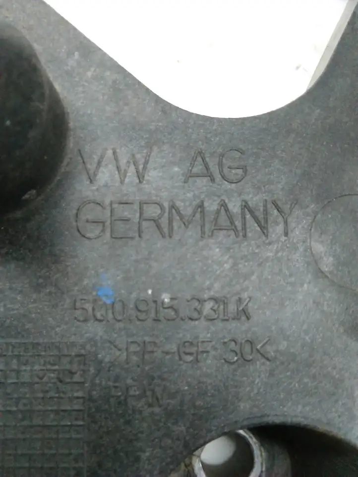 Audi A3/S3 8V (2012 - 2016) 5Q0915331K Площадка аккумулятора — фото 4