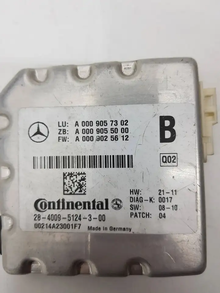 Mercedes-Benz ML W166 (2012 - 2017) A0009057302 Камера в лобовом стекле — фото 3