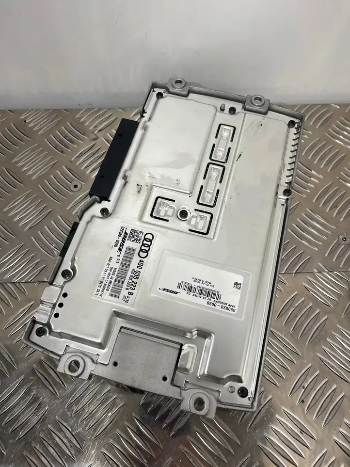 Audi A6 C7 (2011 - 2014) 4G0035223B Усилитель звука — фото 3