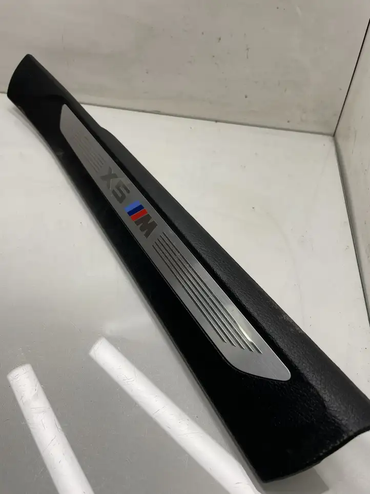 BMW X5 F15 (2013 - 2017) 7284558 Внутренняя отделка переднего порога — фото 3