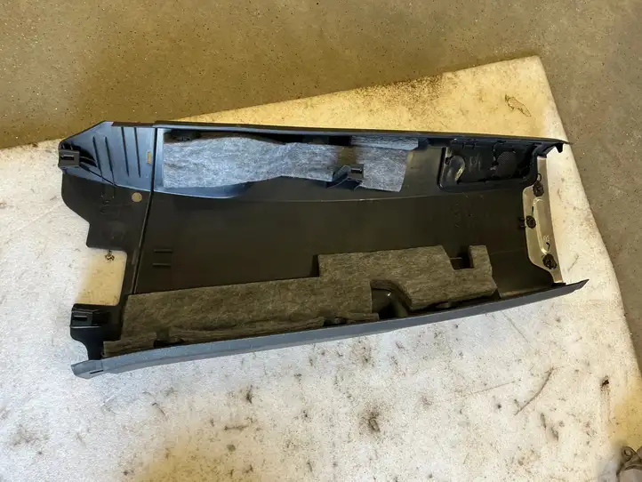 Audi Q7 4M (2015 - ) 4M0867240K Верхняя обшивка стойки B — фото 2