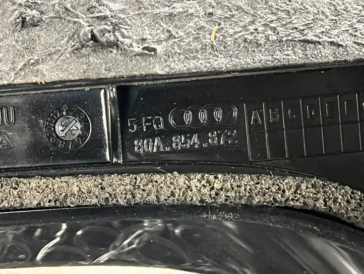 Audi Q5 SQ5 (2017 - ) 80A854872 Прочая отделка багажника — фото 6