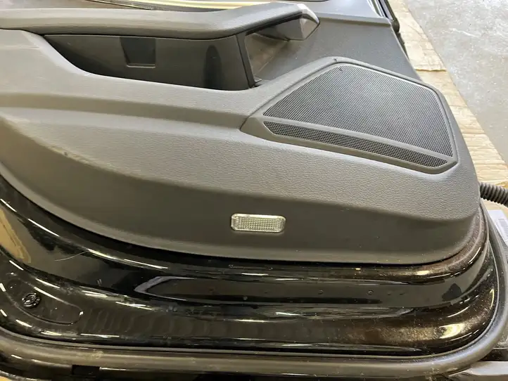 Audi A6 C7 (2014 - 2018) Обшивка задней двери — фото 3