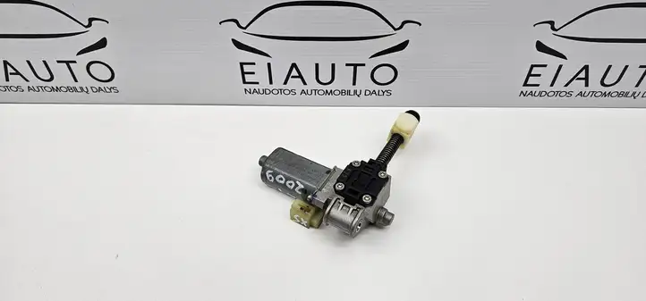 BMW X5 E70 (2006 - 2013) 0390203272 Электродвигатель сиденья — фото 5