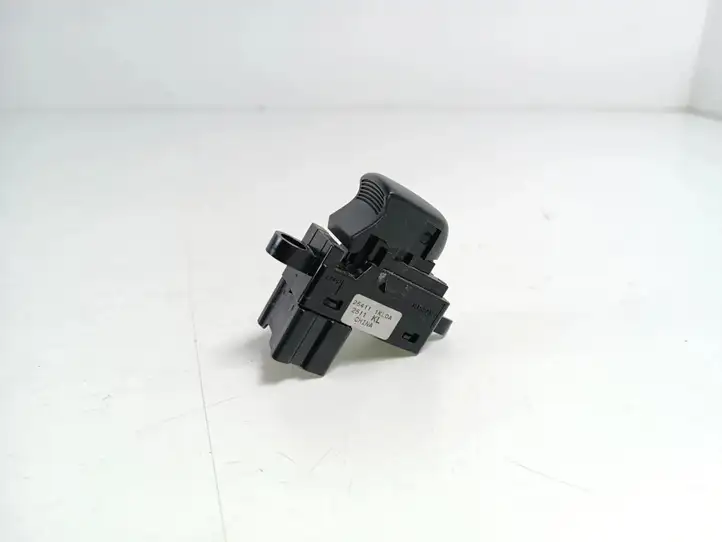 Nissan Juke I F15 (2010 - 2018) 254111KL0A Блок кнопок стеклоподъемников — фото 3