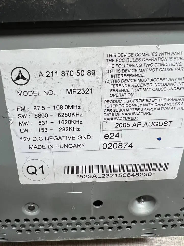Mercedes-Benz E W211 (2002 - 2009) A2118705089 Магнитола / мультимедийная система — фото 3