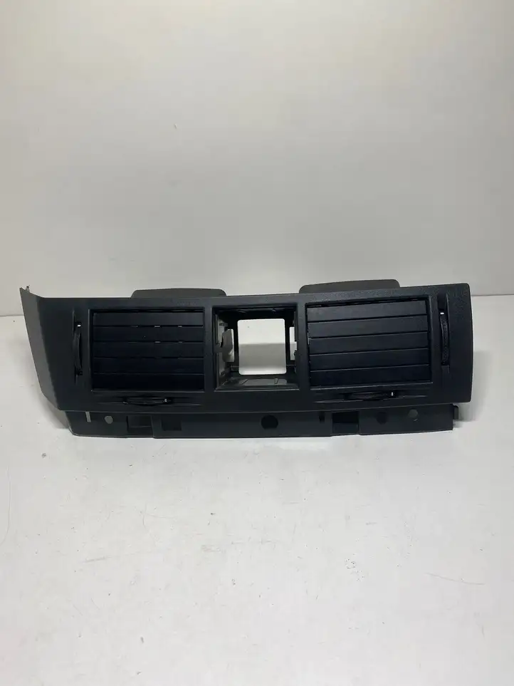 Opel Meriva A (2002 - 2006) 464652911 Центральный воздушный дефлектор — фото 1