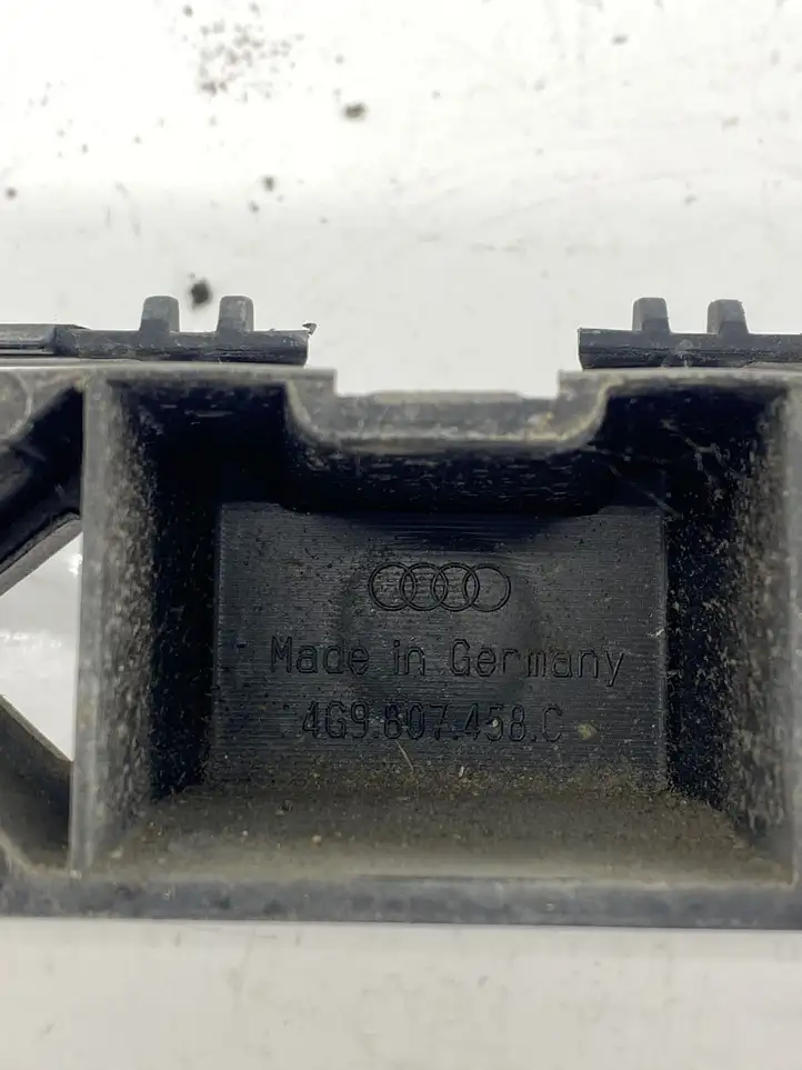 Audi A6 C7 (2014 - 2018) 4G9807458C Кронштейн заднего бампера — фото 7