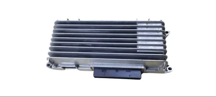 Audi A6 S6 C6 4F (2004 - 2008) 4F0035223N Усилитель звука — фото 2