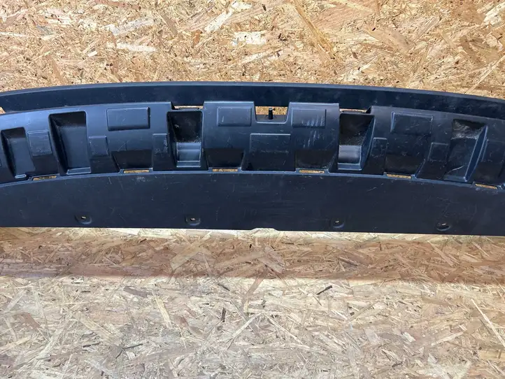 Volvo XC40 (2017 - ) 31449340 Нижняя часть переднего бампера — фото 6