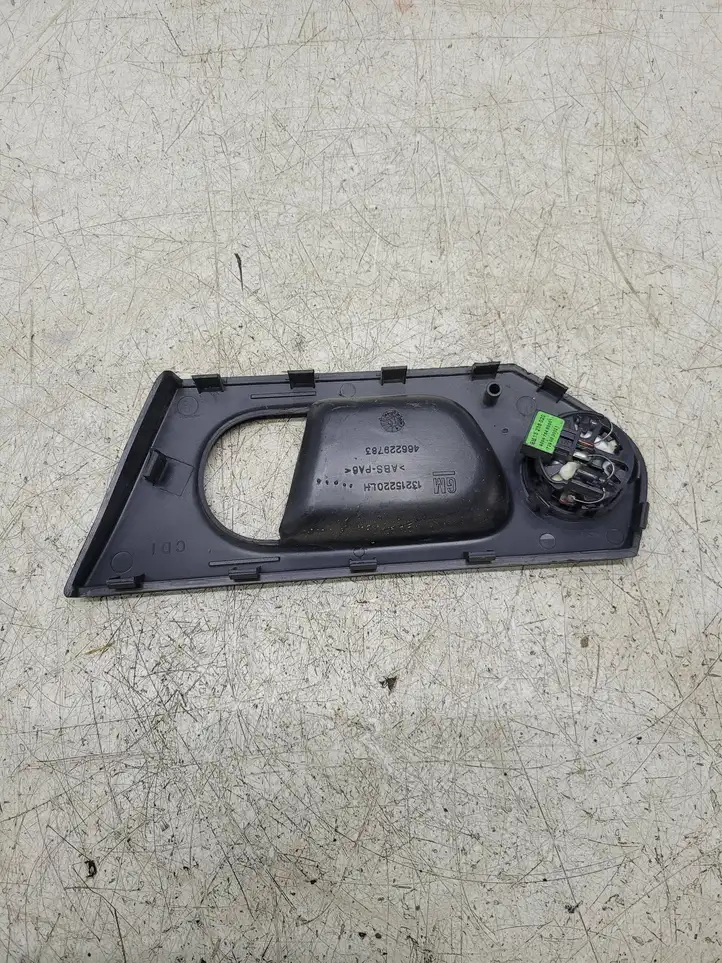 Opel Meriva A (2002 - 2006) 13215220LH Прочие детали салона — фото 2
