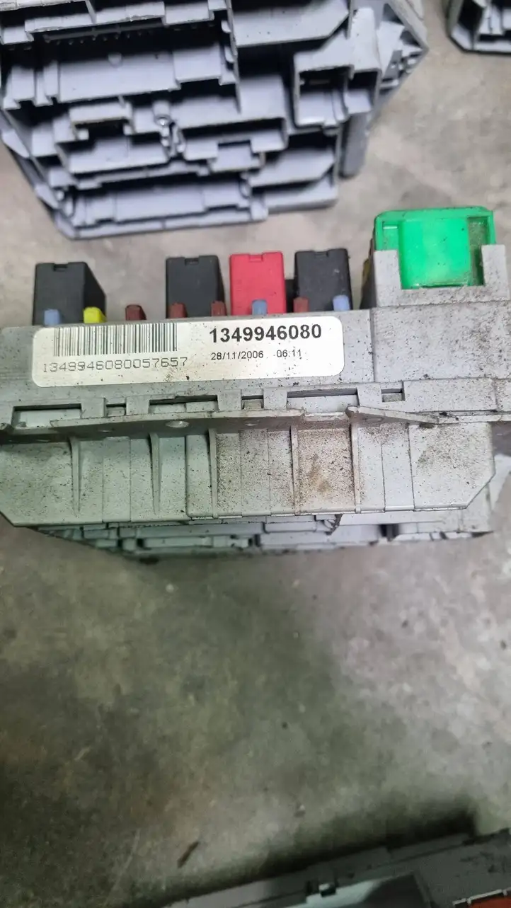 Peugeot Boxer (2007 - 2014) 1349946080057657 Блок предохранителей — фото 2
