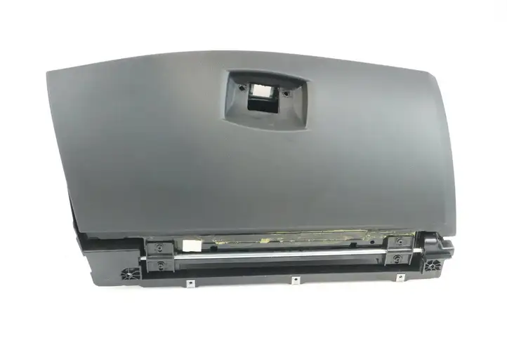 BMW 5 E60 E61 (2004 - 2010) 7034080 Вещевой ящик — фото 1