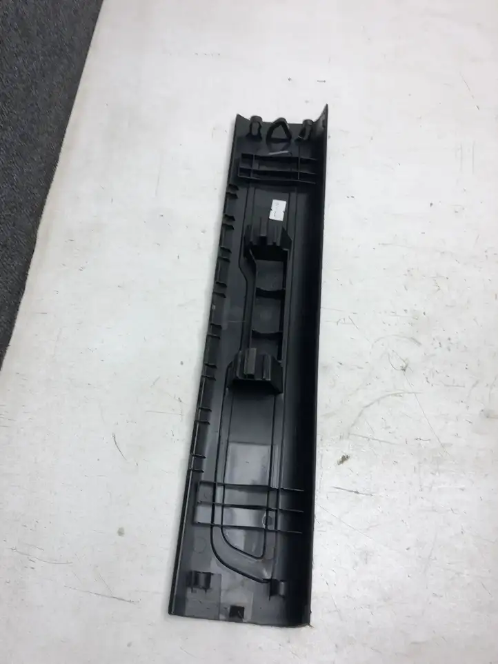 Citroen C4 I Picasso (2006 - 2013) 9677703377 Внутренняя отделка переднего порога — фото 1