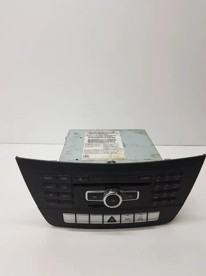 Mercedes-Benz C W204 (2007 - 2014) A2049005908 Магнитола / мультимедийная система — фото 1