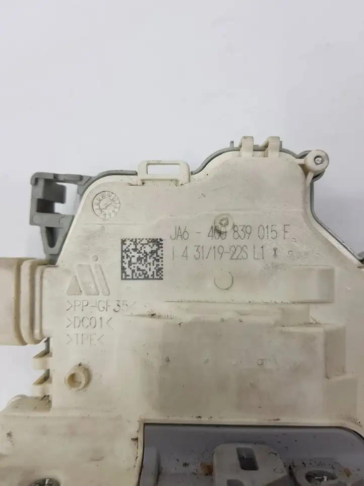 Audi A4 S4 B9 (2015 - 2019) 4G0839015F Замок задней двери — фото 3