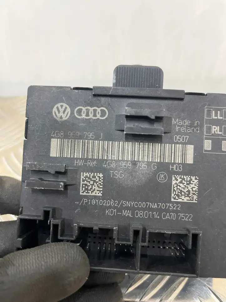 Audi A6 C7 (2011 - 2014) 4G8959795G Блок управления дверью — фото 3