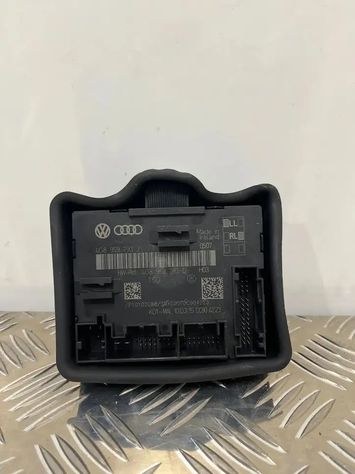 Audi A6 C7 (2014 - 2018) 4G8959793J Блок управления дверью — фото 1