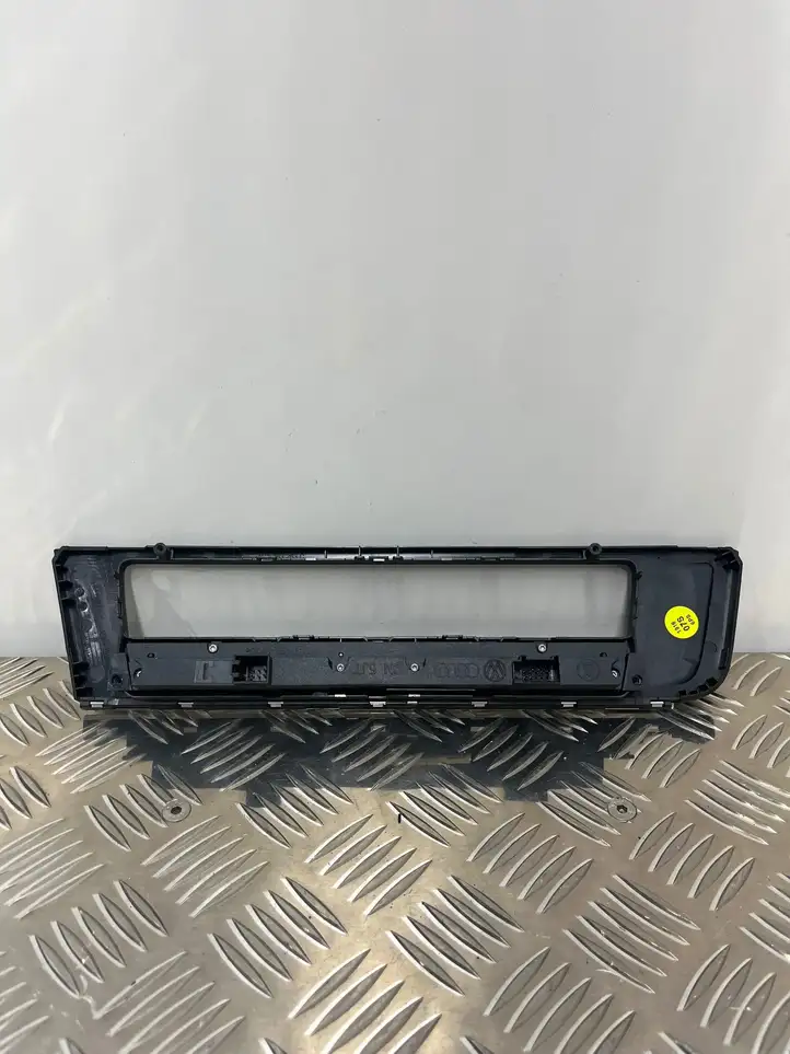 Audi A6 C7 (2011 - 2014) 4G0927137D Блок кнопок на панели — фото 2