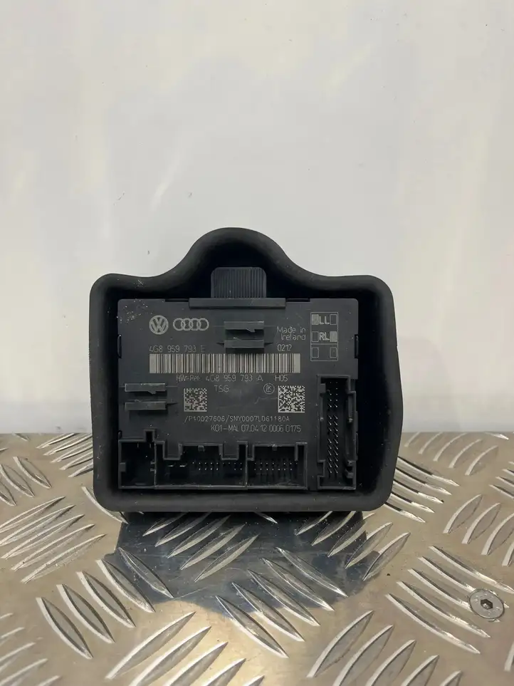 Audi A6 C7 (2011 - 2014) 4G8959793A Блок управления дверью — фото 1