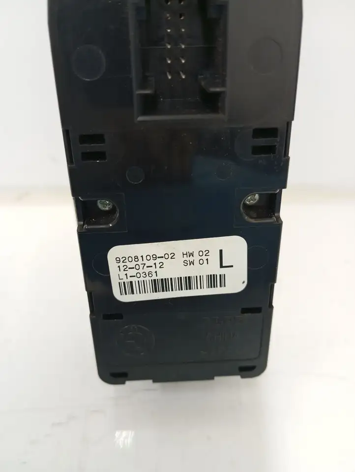 BMW 3 F30 F35 F31 (2012 - 2018) 728383206 Блок кнопок стеклоподъемников — фото 2
