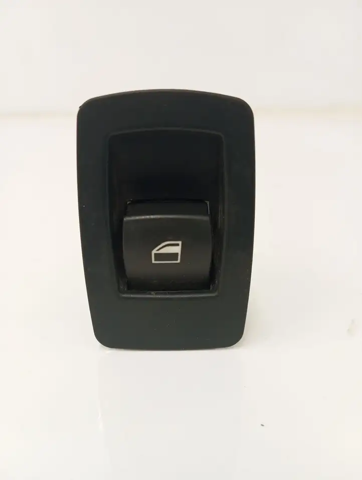 BMW 5 E60 E61 (2004 - 2010) 9113773 Кнопка стеклоподъемников — фото 1