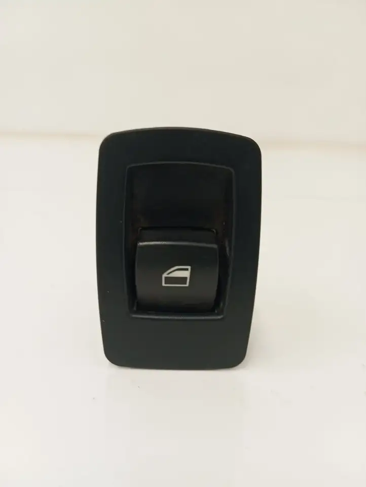 BMW 5 E60 E61 (2004 - 2010) 9113773 Кнопка стеклоподъемников — фото 1
