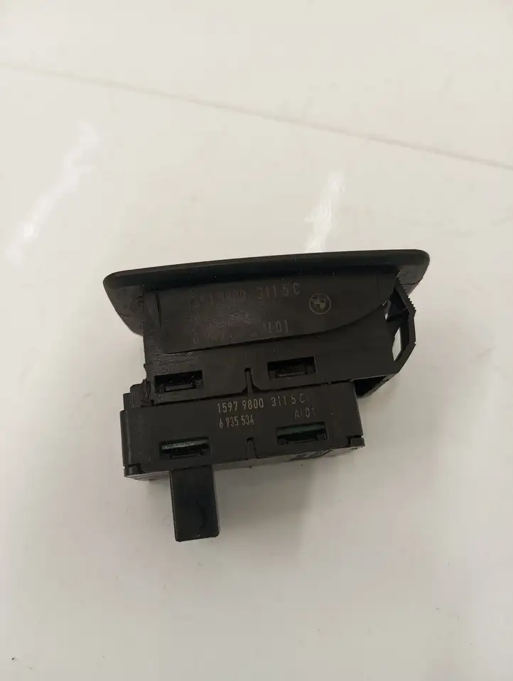 BMW 3 E90 E91 (2005 - 2012) 6945874 Кнопка стеклоподъемников — фото 2