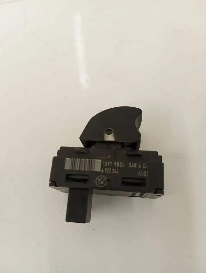 BMW 5 E60 E61 (2004 - 2010) 6922244 Кнопка стеклоподъемников — фото 2