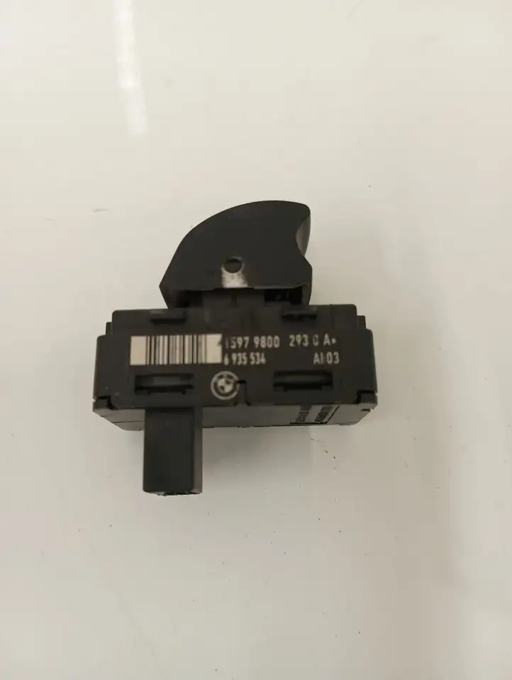 BMW 3 E90 E91 (2005 - 2012) 6935534 Кнопка стеклоподъемников — фото 2