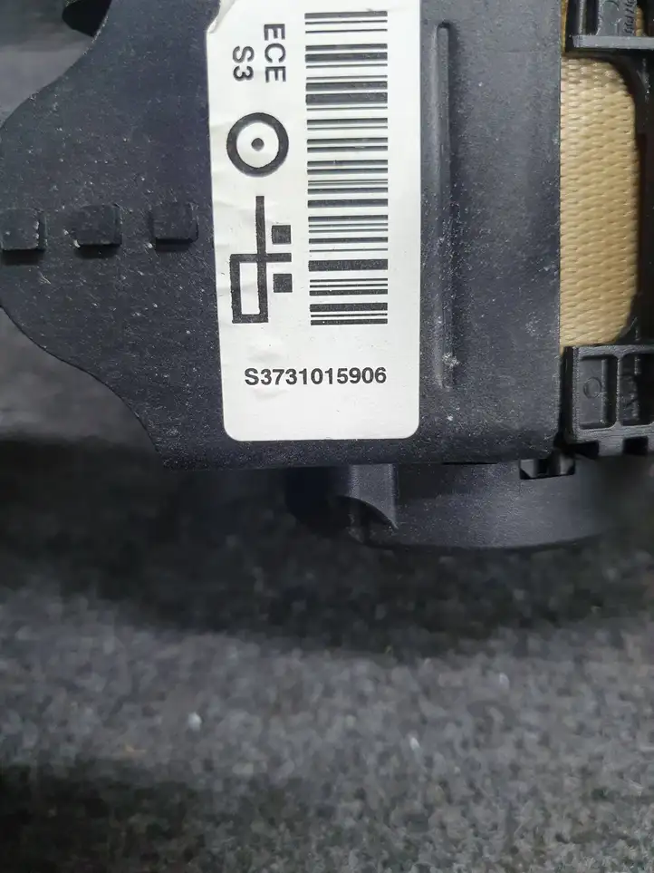 BMW 3 F30 F35 F31 (2012 - 2018) S3731015906 Задний ремень безопасности — фото 3