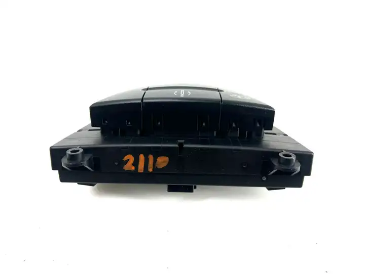 Mercedes-Benz E W211 (2002 - 2009) 2118213258 Включатель регулировки высоты / жесткости ходовой части — фото 4