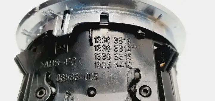 Opel Corsa D (2010 - 2014) 13363314 Боковой воздушный дефлектор — фото 4