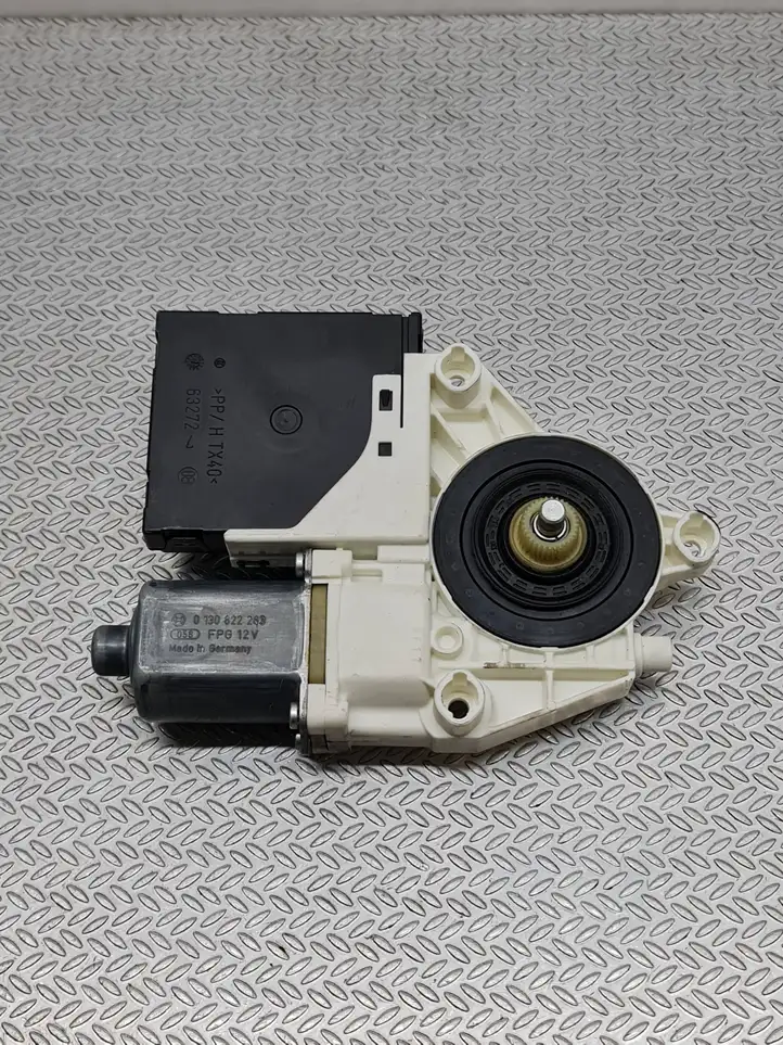 Audi A3/S3 8P (2004 - 2008) 8P4959802D Стеклоподъемник задней двери — фото 4