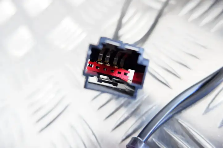 Jaguar XF X250 (2007 - 2015)  2R83F61202AHAMT Замок переднего ремня