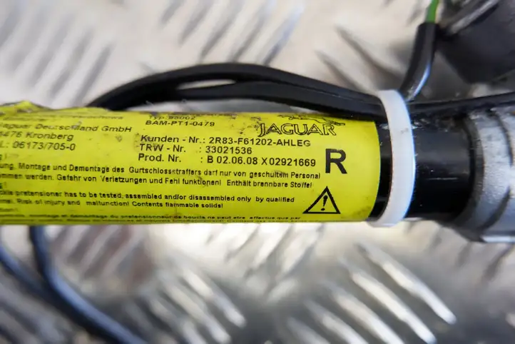 Jaguar XF X250 (2007 - 2015)  2R83F61202AHAMT Замок переднего ремня