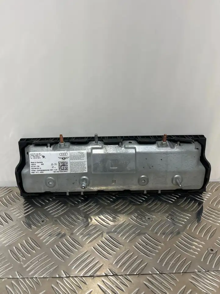 Audi A6 C7 (2011 - 2014) 4G8880841A Коленная подушка безопасности — фото 2
