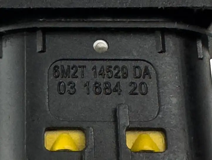 Ford Focus (2005 - 2008) 6m2t14529 Кнопка стеклоподъемников — фото 3