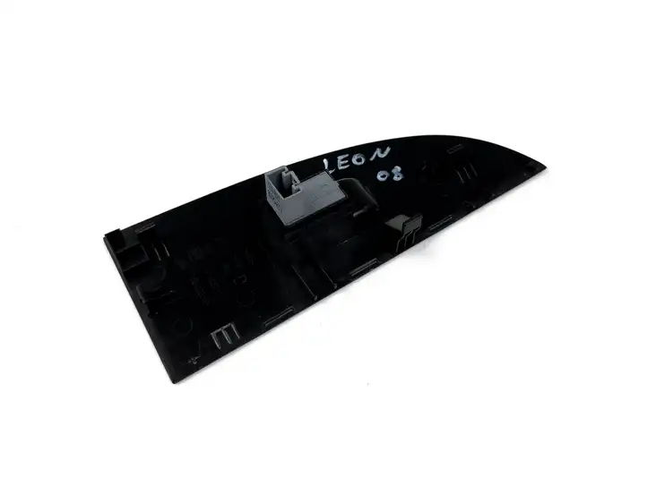 Seat Leon (1P) (2005 - 2012) 1p1867172 Кнопка стеклоподъемников — фото 2