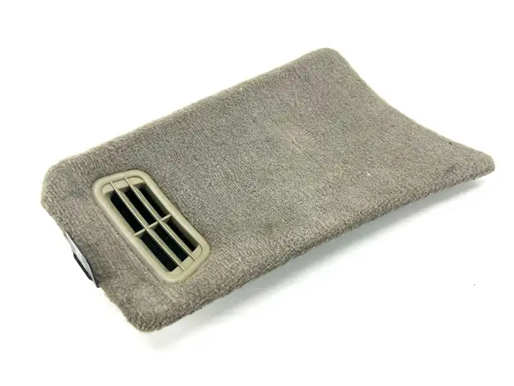 Volvo XC90 (2002 - 2006)   Нижний отделочный щит бока багажника